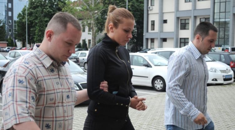 Jošilo prvi zapucao i gađao direktno u glavu