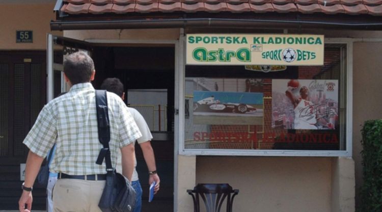 Prije pljačke umalo pao preko praga