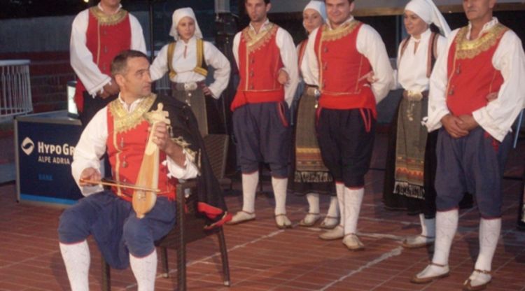 Vatromet i osam filmova za početak