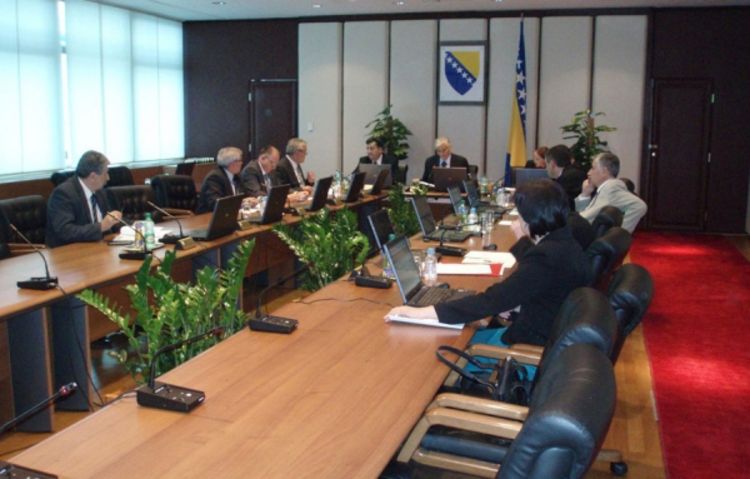 Odluka o benzinu za dva mjeseca