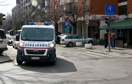 Djevojčica pala sa četvrtog sprata