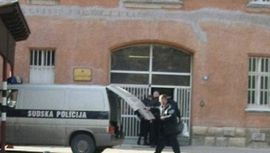 Pokušao se spaliti u zatvoreničkoj ćeliji