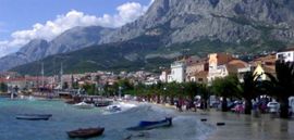 Sarajlije ostavile zapaljen apartman