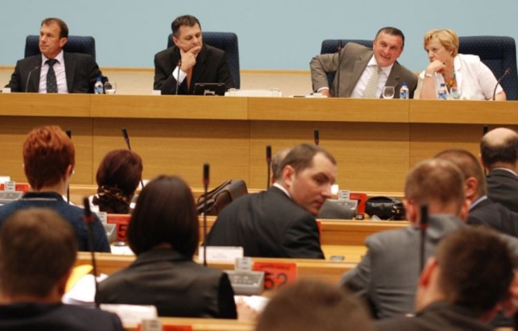 Prijedlog zakona o  imovini prije izbora