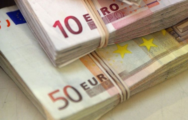Zaplijenjeno manje falsifikovanih evra