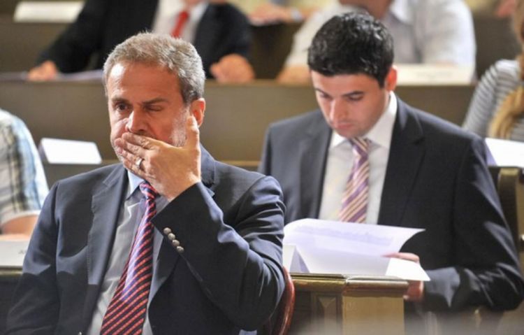 Bandić: Neću podleći jogurt-revoluciji