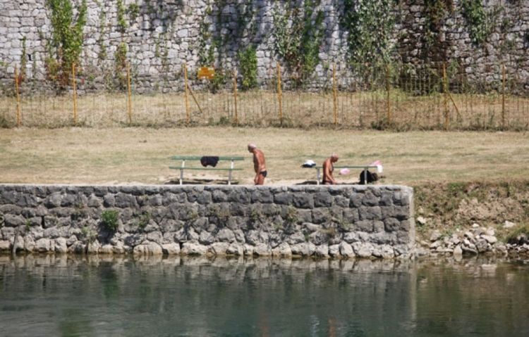 Skočio za loptom i udavio se u Vrbasu