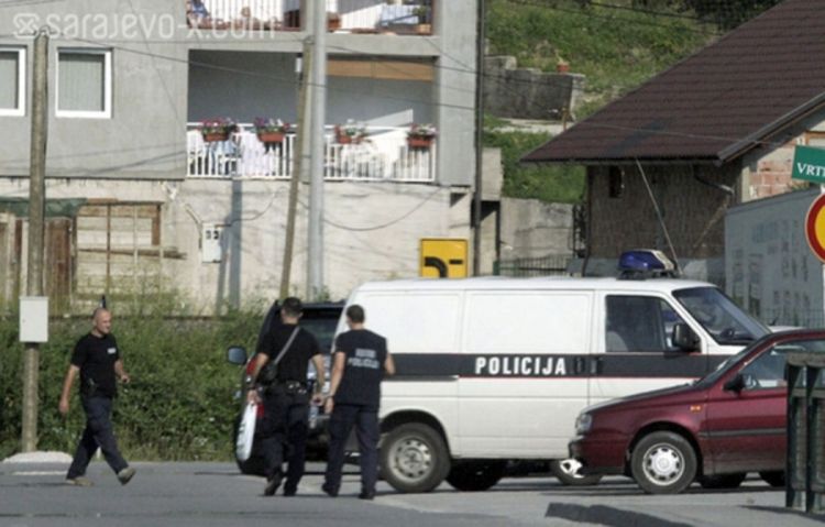 Uhapšeni Keljmendi i njegov sin