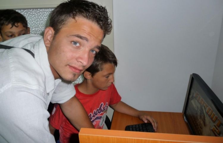 Bivši štićenici vode internet klub