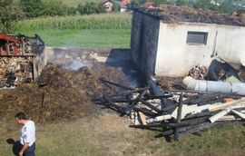 Kandidatu DNZ-a zapalili kuću u Bužimu