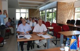 Nova vlada mjesec uoči izbora
