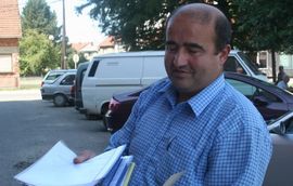 Spori se 32 godine