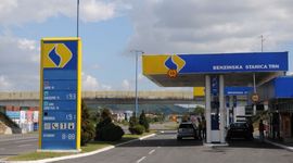 Opljačkane pumpa i kladionica