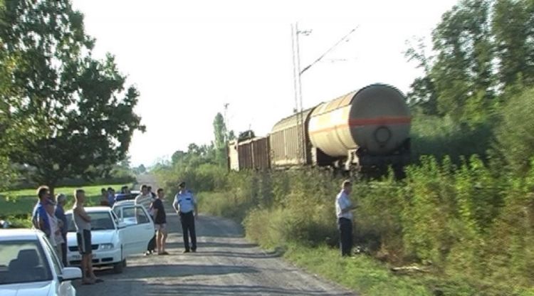 Ožalošćeni otac se bacio pod teretni voz