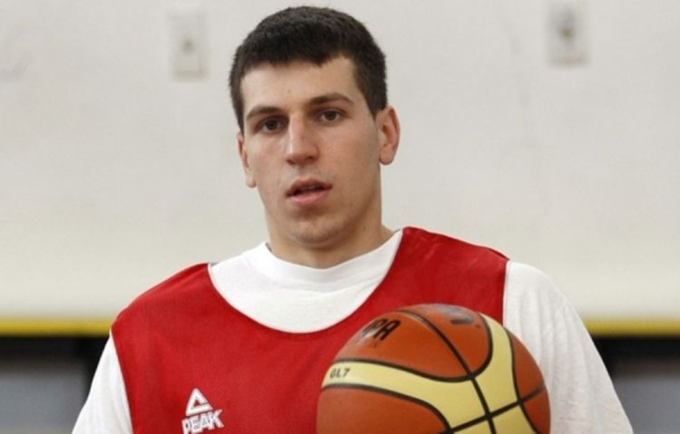 Milosavljević višak u orlovima