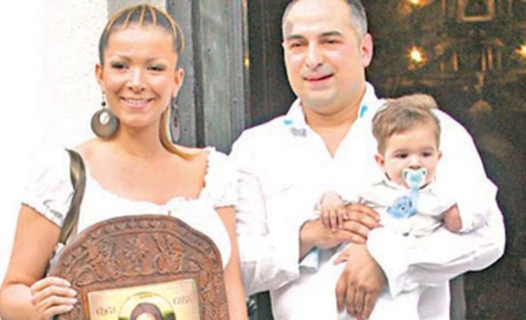 Sin Olje Karleuša slomio ruku