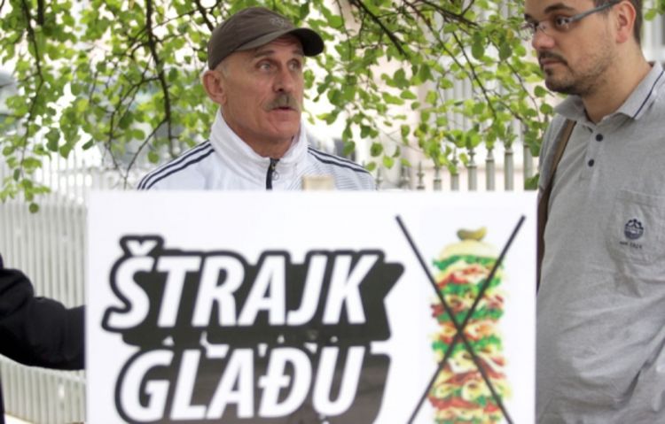 Dragomir Andan štrajkuje glađu