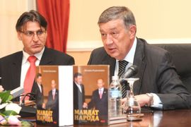 Radmanović predstavio knjigu Mandat naroda