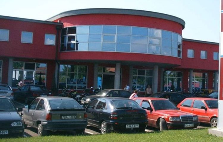Kokain i oružje pronađeni u diskoteci