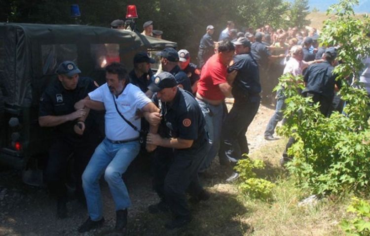Sa komšijama složno protiv bombi