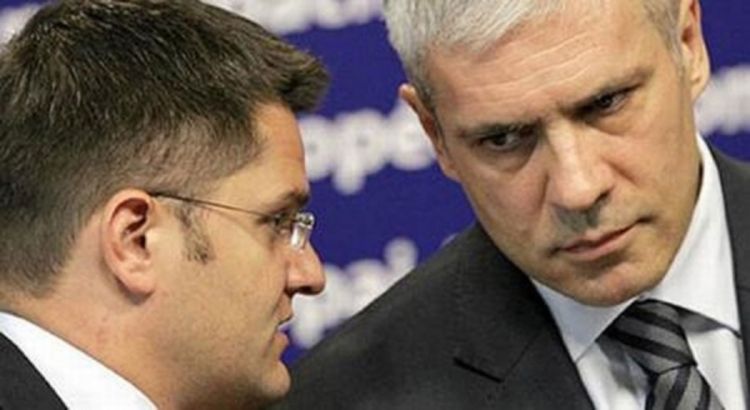 Jeremić podnosi ostavku?