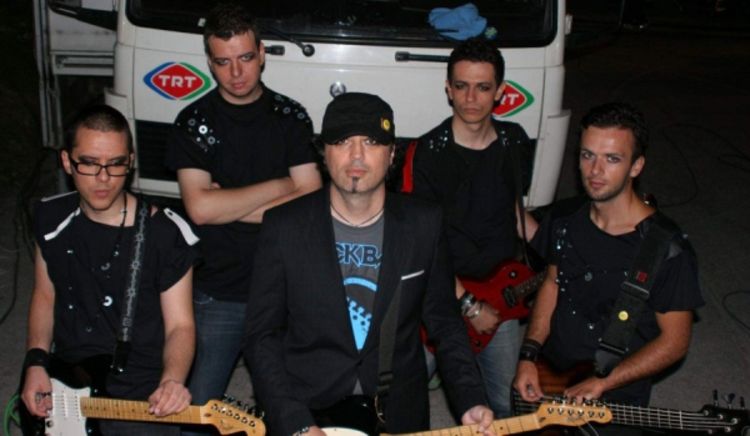 Novi singl grupe Emir & Frozen Camels