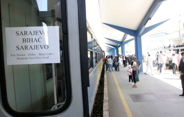 Krajina povezana sa ostatkom države