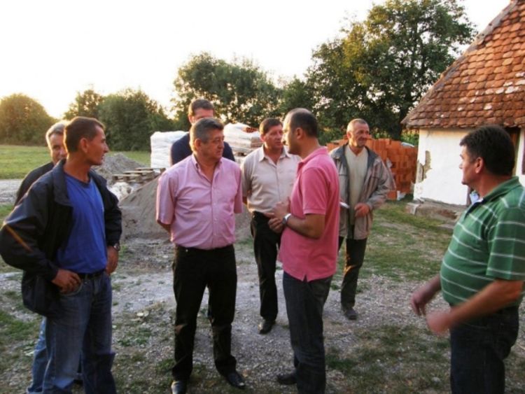 "Život" zamijenio brigom o majci
