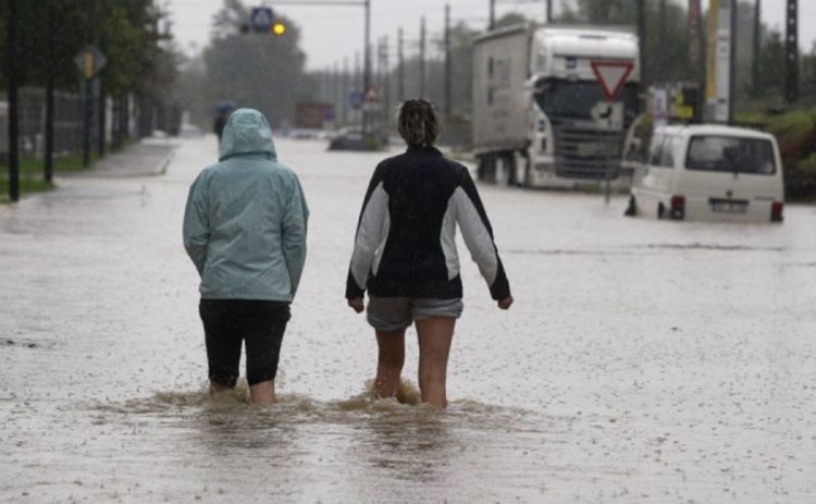 Slovenija i Hrvatska ugrožene poplavama 