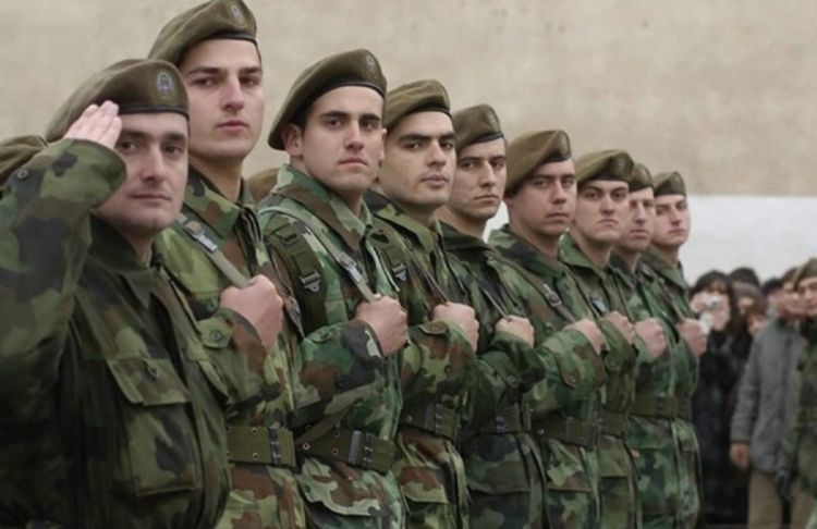 Srbija ukinula služenje vojnog roka