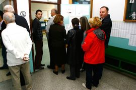 Intervenisala policija zbog navodne kupovine glasova
