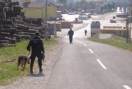 Uhapsili ga policajci i mještani