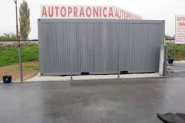 Bombom na auto-praonicu