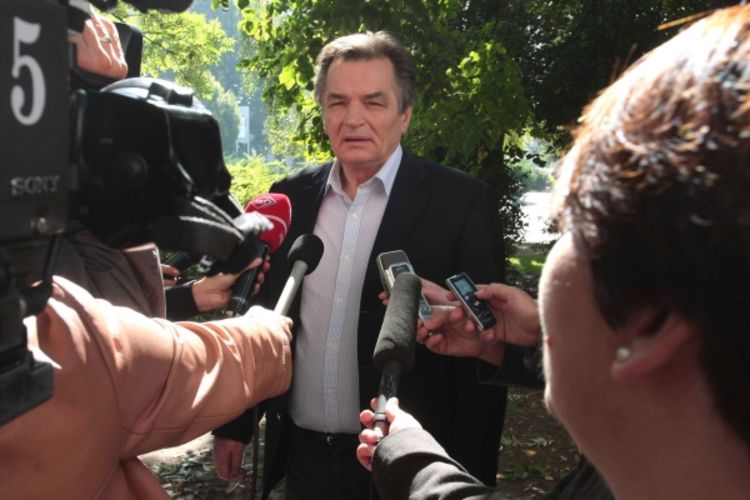 Silajdžić zaboravio dokumenta 