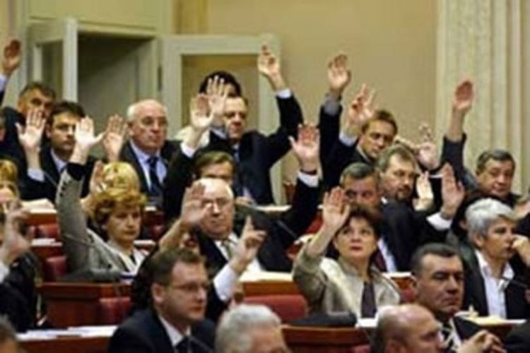 Glasaće se o povjerenju Kosoričinoj vladi