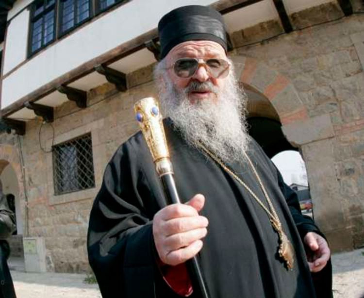 Crkvi prijeti "kosovski raskol"