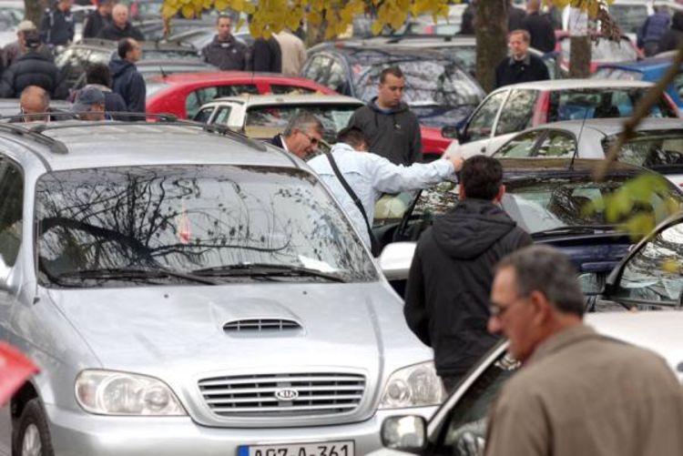 Polovnjaci neće donijeti uštedu
