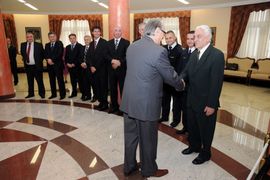 Kuzmanović odlikovao kolektive i pojedince