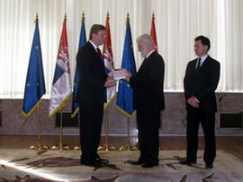 File uručio upitnik Srbiji