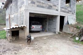 Bombama na kuću poslanika BPS-a