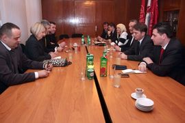SDP i HDZ BiH za  ravnopravnost naroda