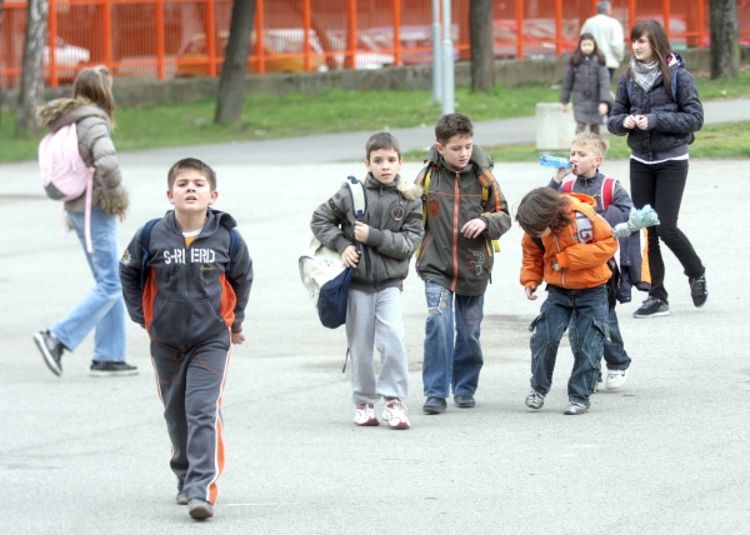 Djeca u autobusima loših kočnica