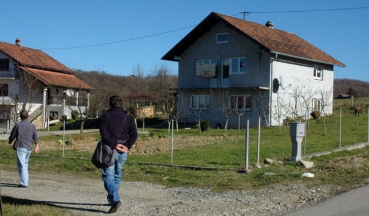 Slučajno ranio suprugu
