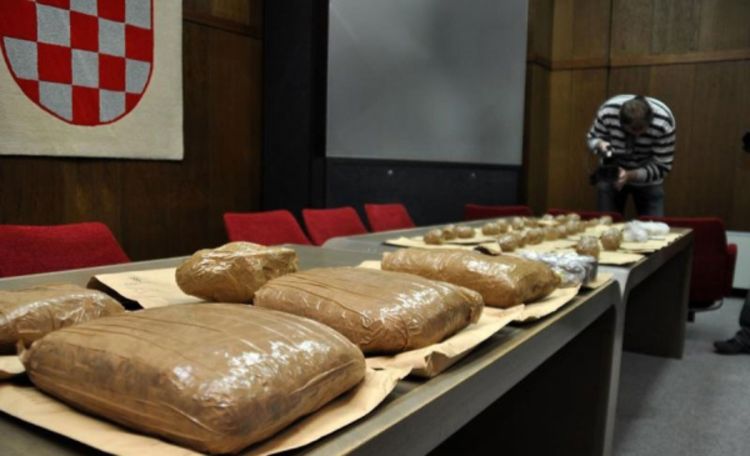 Bh. državljani uhapšeni zbog 15 kg marihuane