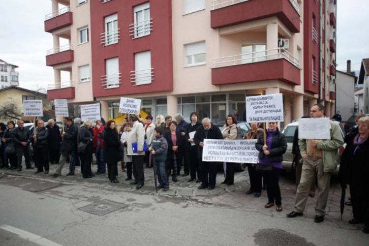 Protest porodica poginulih i zarobljenih