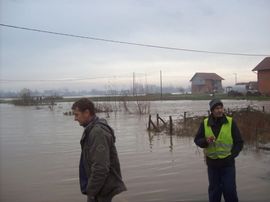 RS: Poplavljeno 2 400 objekata, evakuisano oko 3000 Ljudi