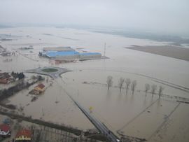 Sava prijeti potopom