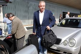 Sanader napustio Hrvatsku