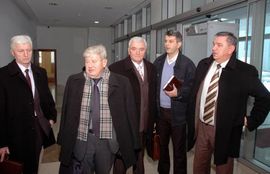 Vlada za kompromis sa privredom i sindikatom