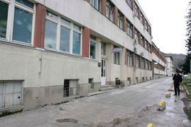 Borba za život pretučenog ljekara